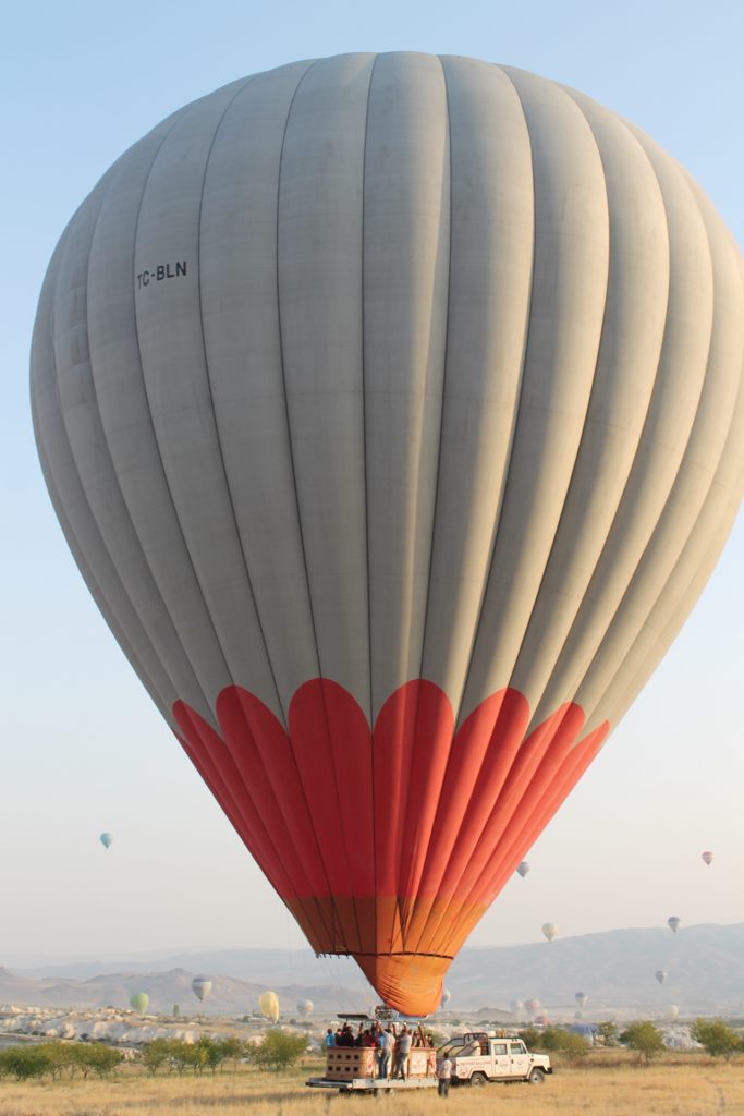 Aterizarea balonului