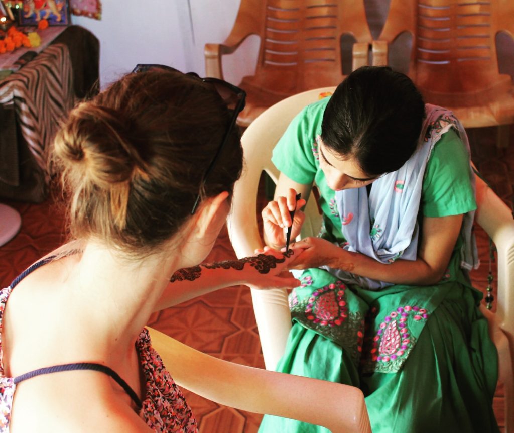Henna ad-hoc, în India