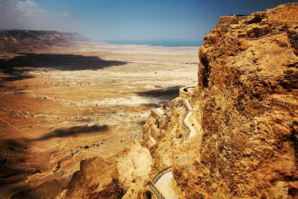 Porțiune mică de potecă până la Masada