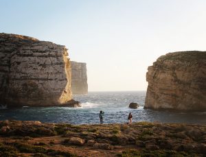 Impresionanta zonă de coastă de la Dwejra