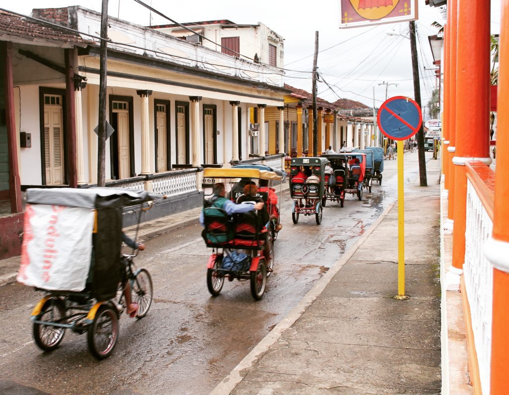 Triciclete în Baracoa