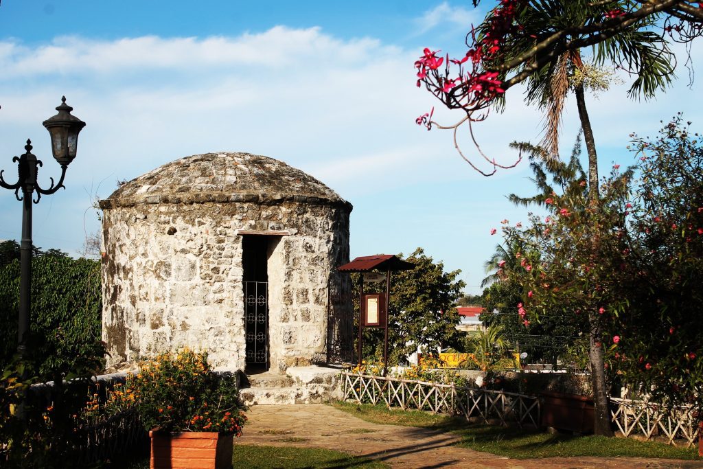 Unul dintre cele 3 bastioane construite pe colțurile fortului.