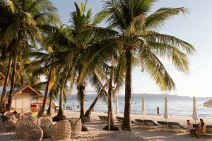 White Beach este principala atracție din Boracay
