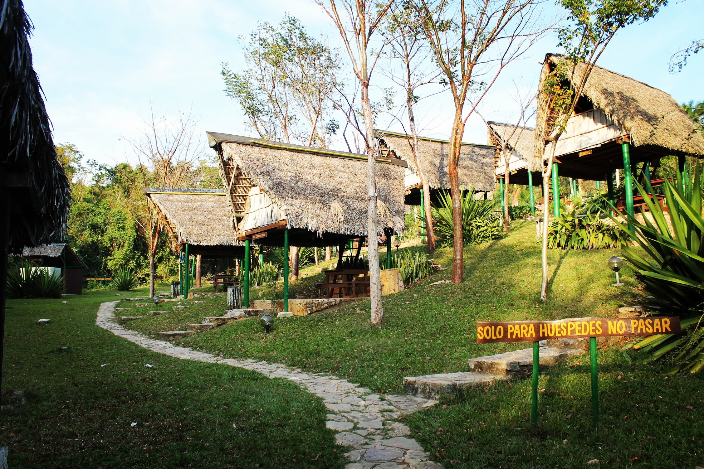 Colibele rustice de la Baños de San Juan