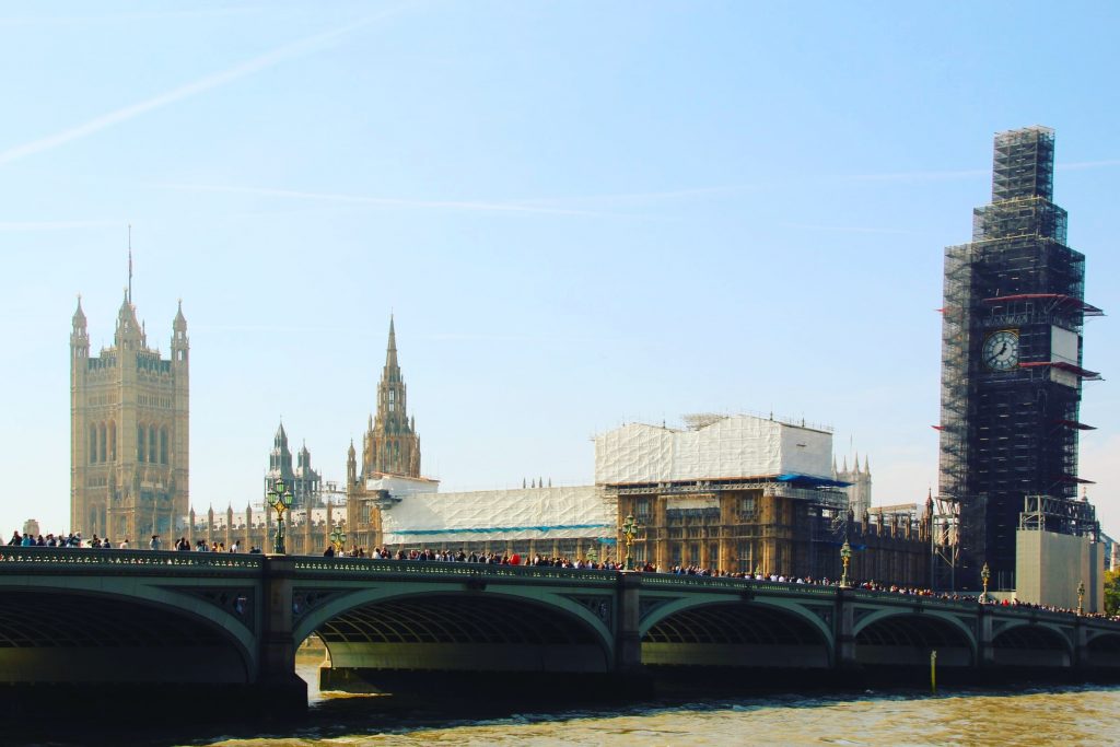 Big Ben și Palatul Westminster