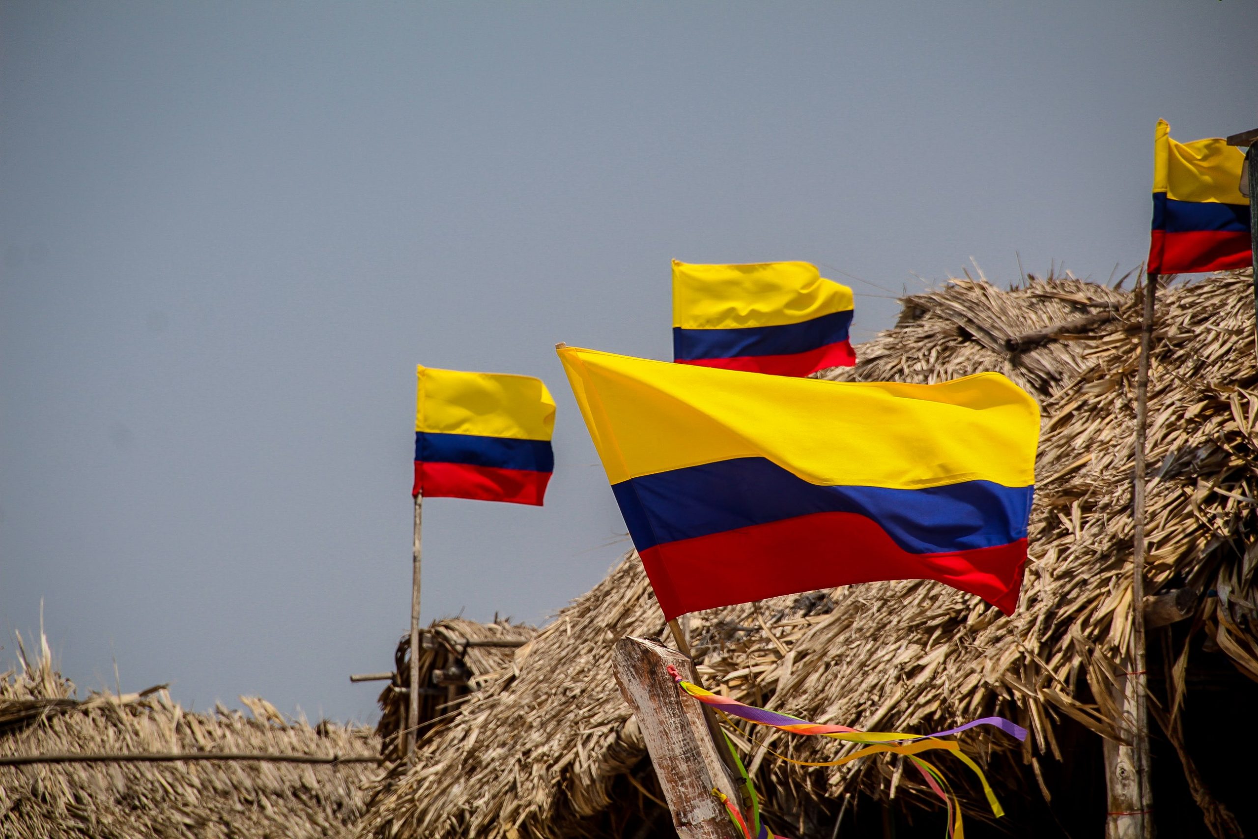 Steagul național simbolizează independența Columbiei față de Spania, obținută în 1810
