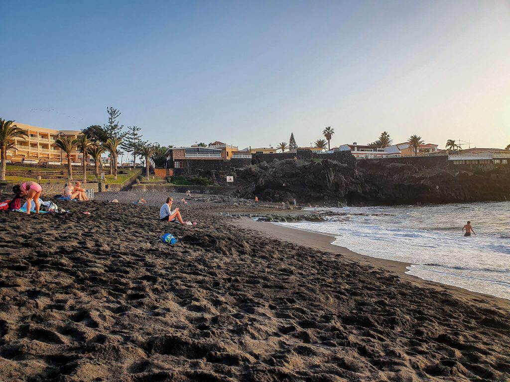 Plajă cu nisip negru, Tenerife