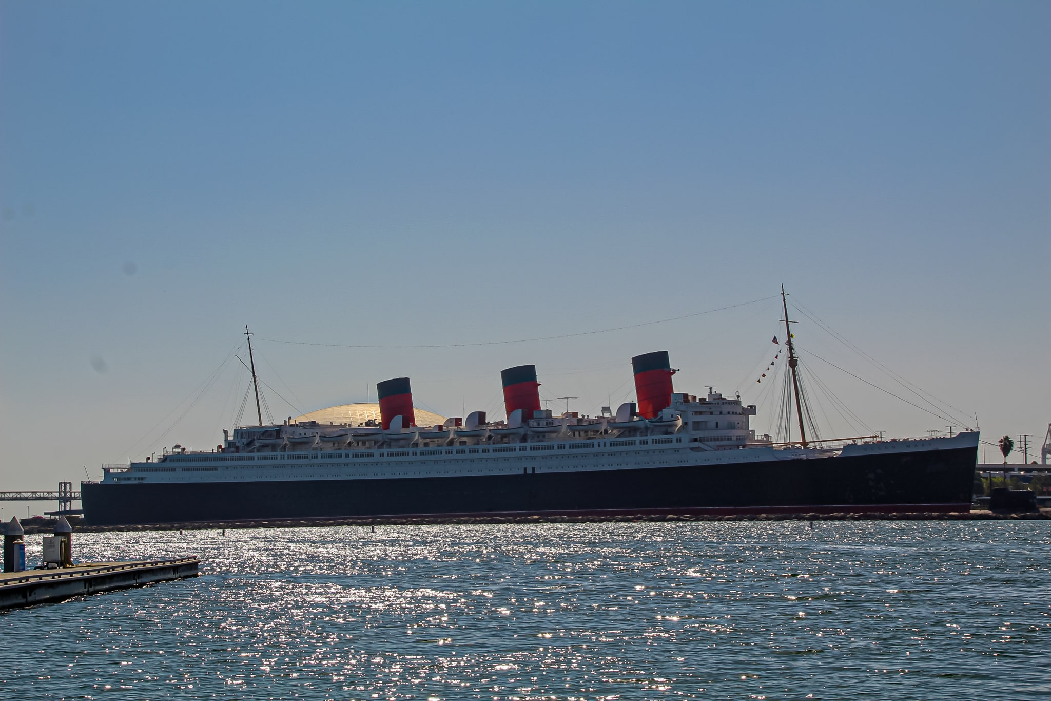 Queen Mary este acum un hotel plutitor