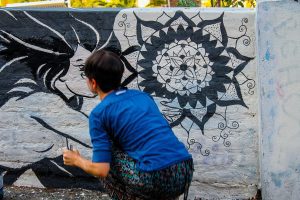 Graffiti în curs de realizare, Valparaiso