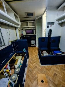 Cu vopseaua finalizată