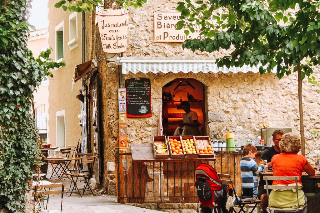 Moustiers-Sainte-Marie, Provence