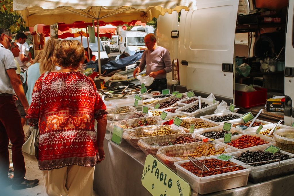 La piață, în Provence