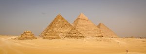 Piramidele din Giza