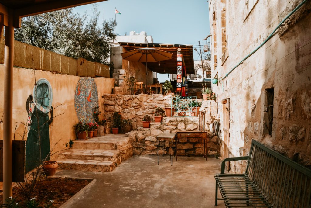 Kawon, Madaba