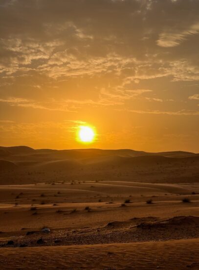 Apusul în deșert, Oman