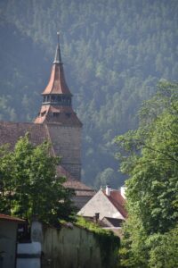 Pe lângă zidurile fortăreței Brașov