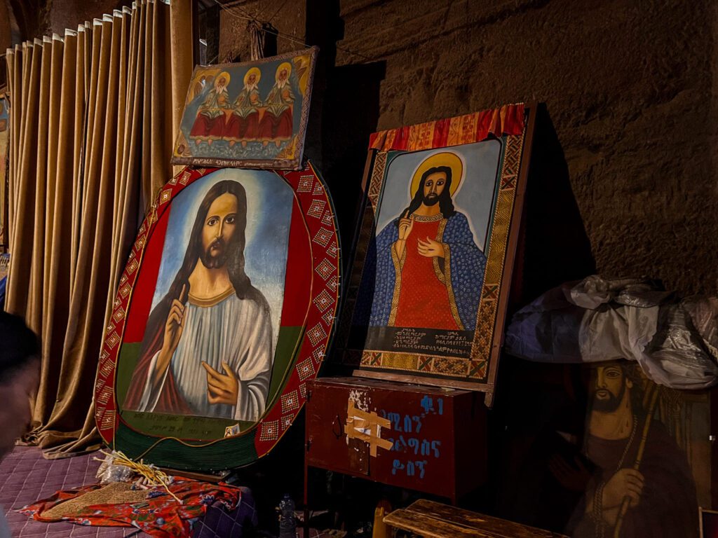 Icoane în bisericile din Lalibela