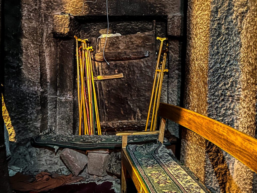 Interior al unei biserici din Lalibela.