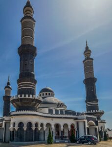 O moschee la care am oprit întâmplător