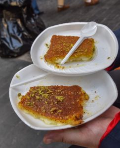 Delicioasa kunafeh