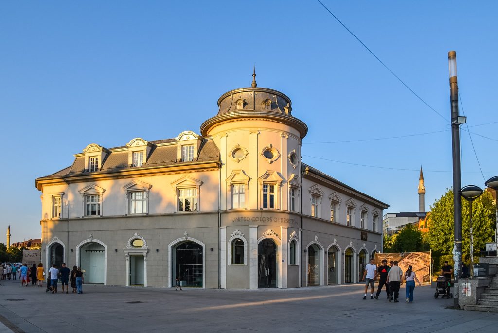 Pristina, Kosovo Balcani cu autorulota Pristina, Kosovo Balcani cu autorulota