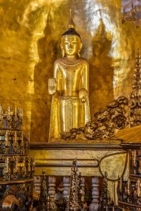 Mult auriu în Myanmar
